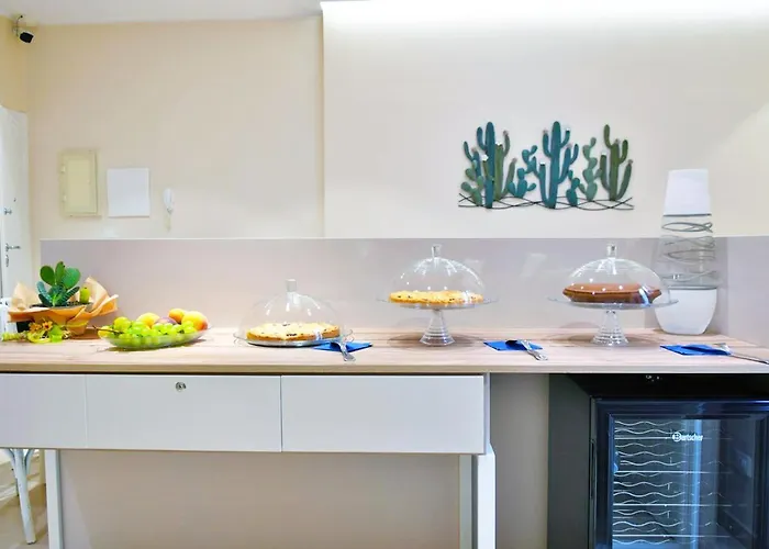 Astro Blu Oda ve Kahvaltı 4*